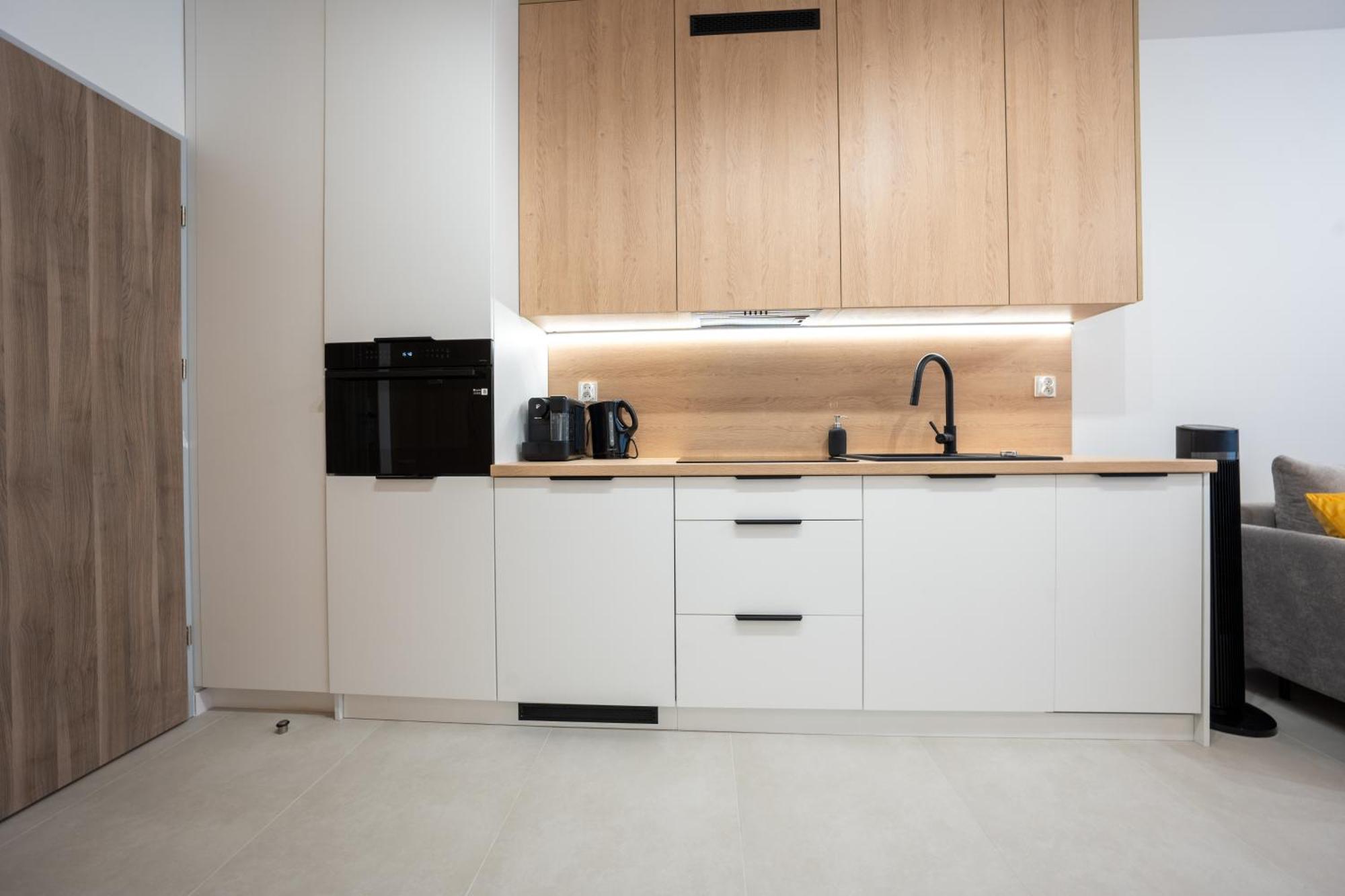 Miodowy Apartament Z Duzym Tarasem W Rewalu, Blisko Morza ภายนอก รูปภาพ